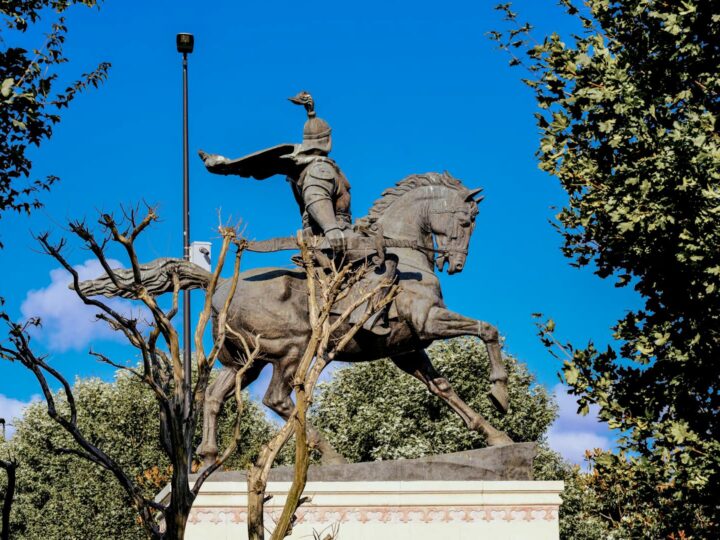 Place de Bolvar