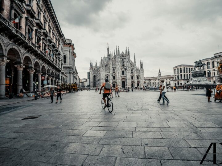 Plaza Cavour