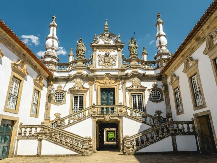 Casa de las Leyendas de Toru