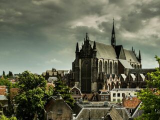 Leiden