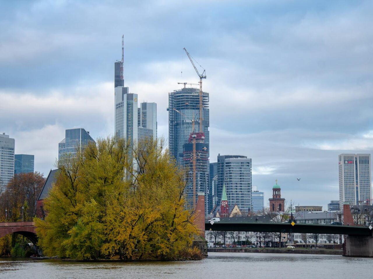Visite Offenbach am Main: 1 principais atrações turísticas que valem a pena ver - 2025