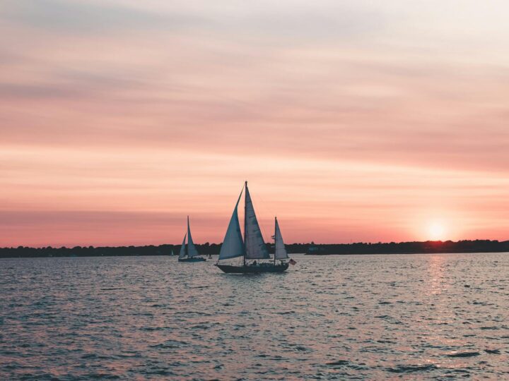 La Plage Newport