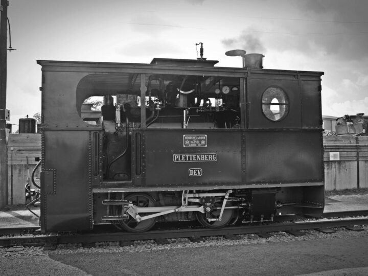 Eastleigh Lakeside Steam Railway