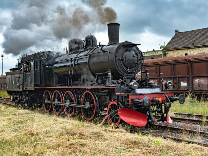 Eastleigh Lakeside Steam Railway
