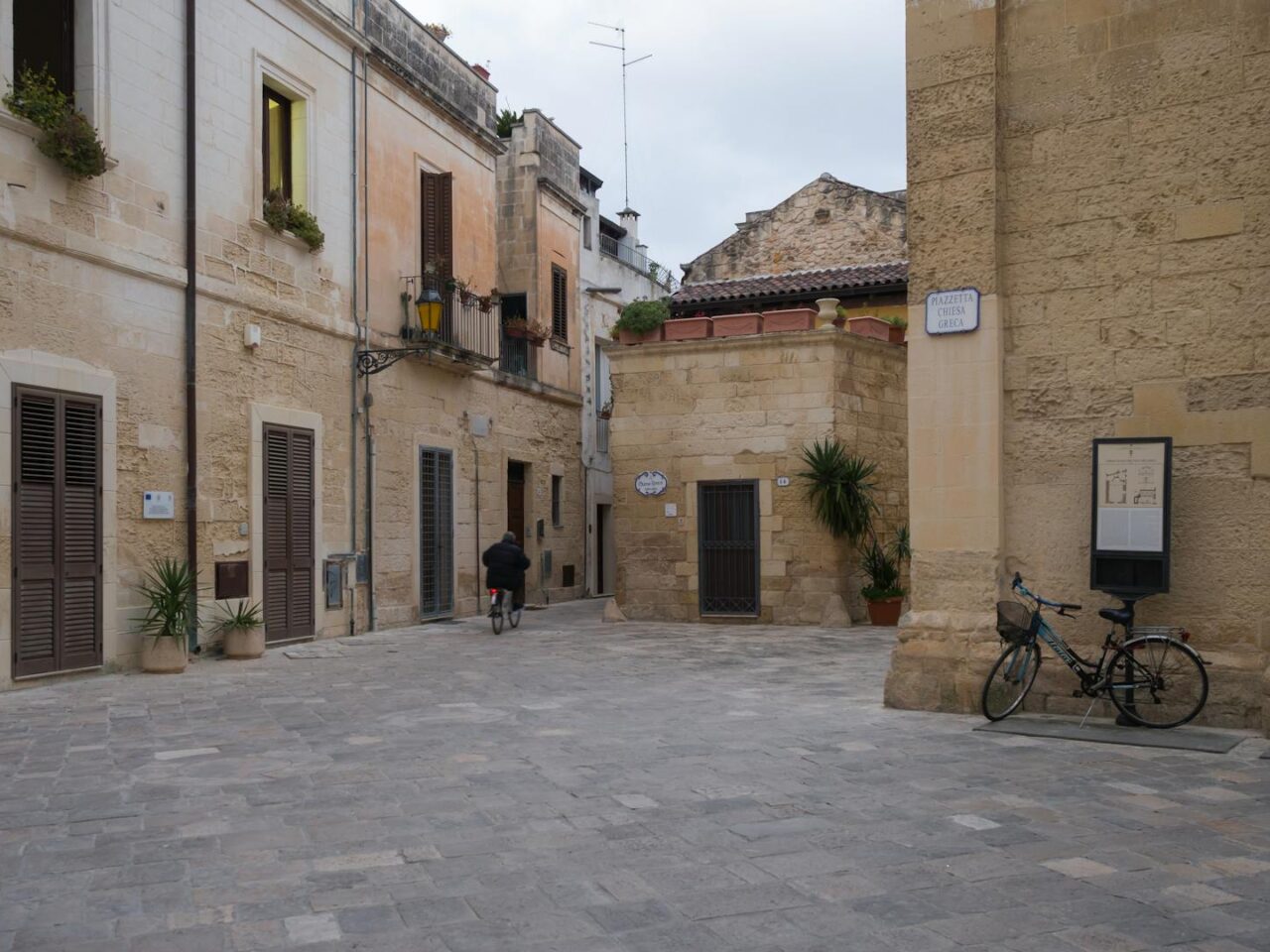 Visita Lecce: 12 principales atracciones y lugares para ver - 2025