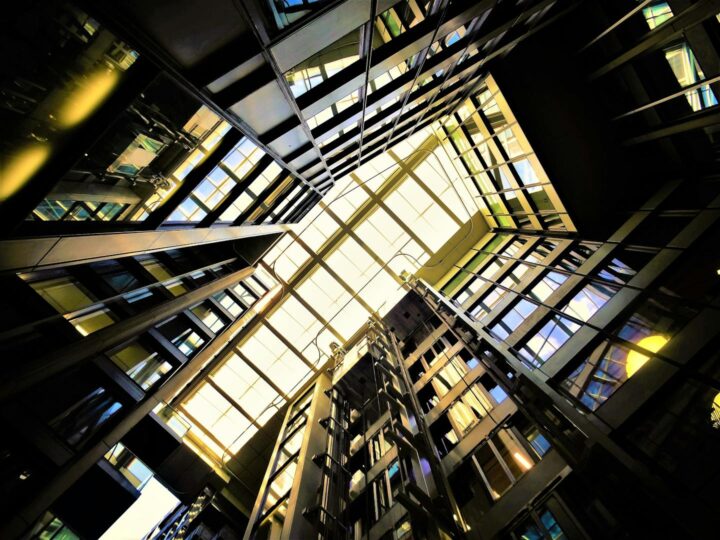Atrium Dube