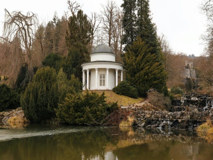 Mayesbrook Park