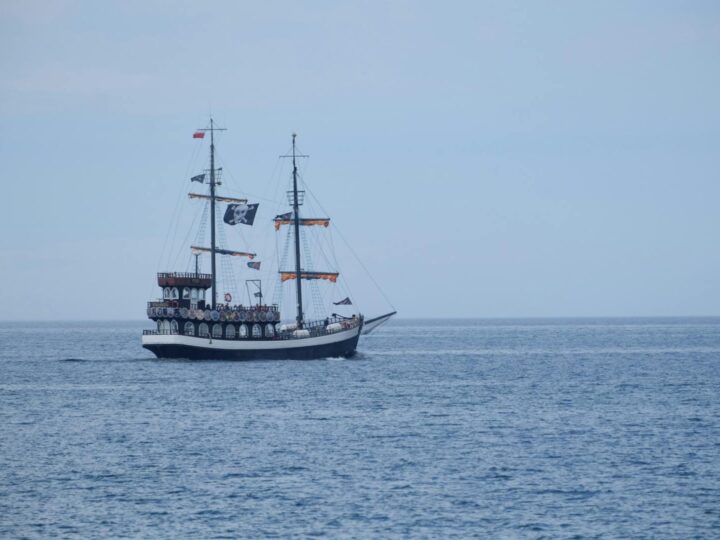 Pirate Ship