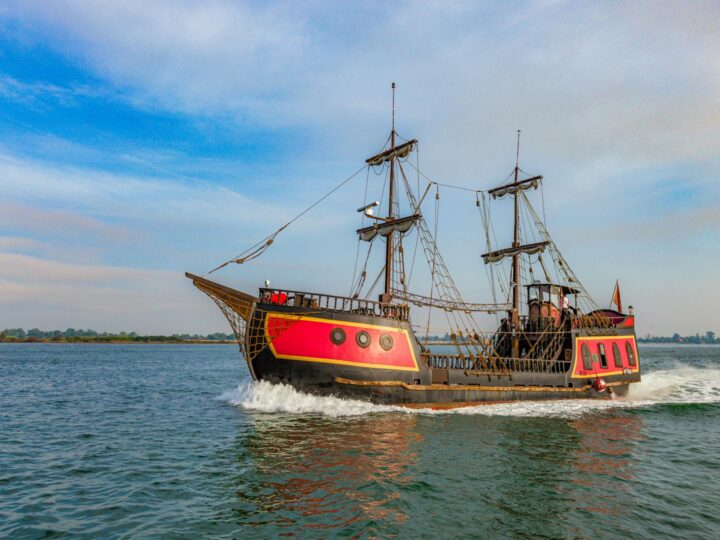 Pirate Ship