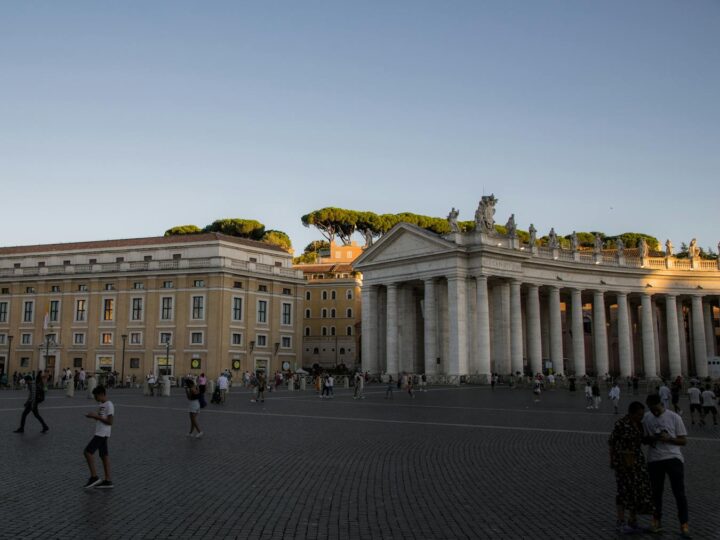 Place Saint Constantin Glifadas
