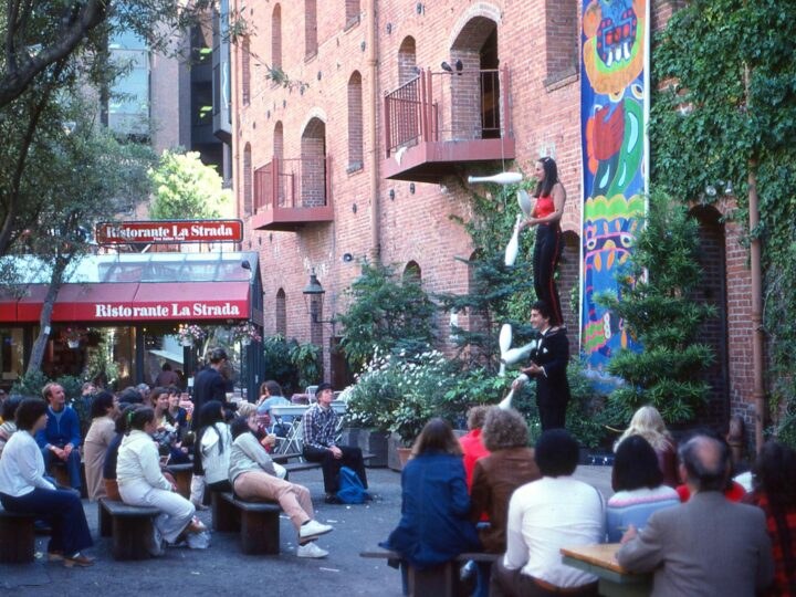Le Caf de la Tour SARL