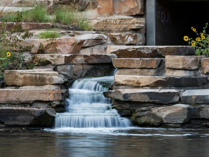 Cascada Lolaia