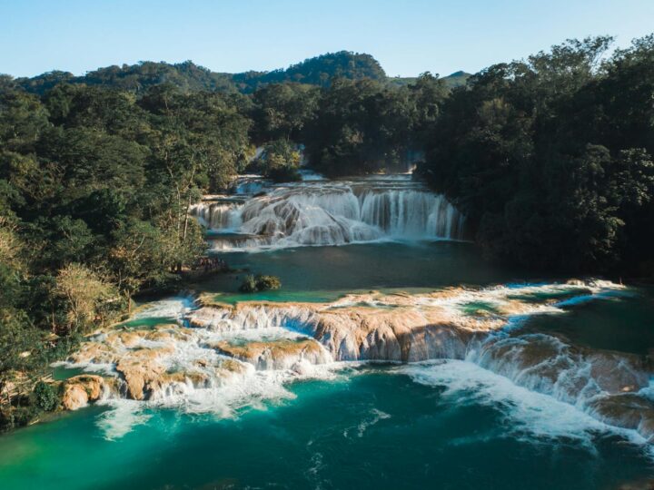 Cascada Lolaia