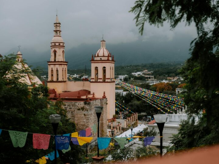 Iglesia de Santiago de Pealba