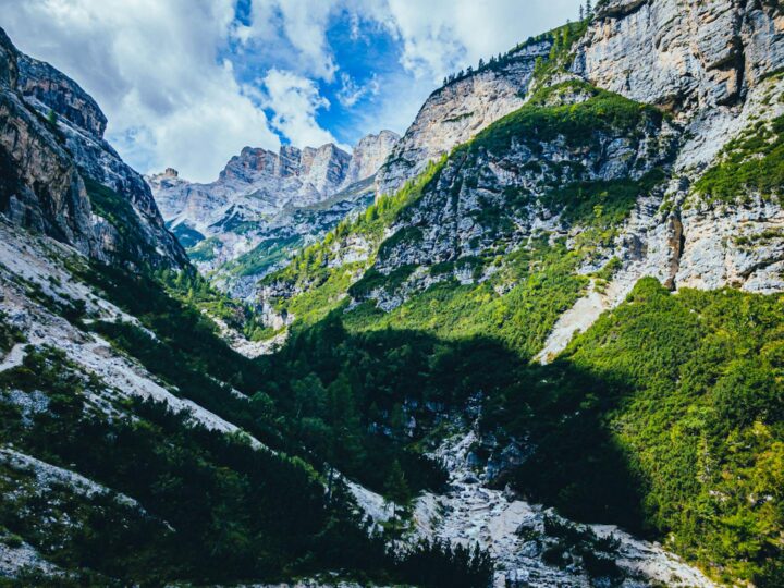 Побит Камян скельн формац Камяний лс