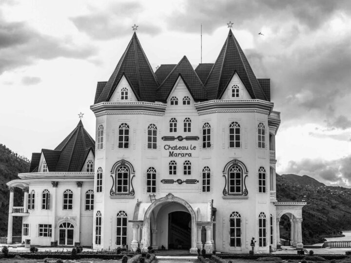 Castillo de YvreleChtel